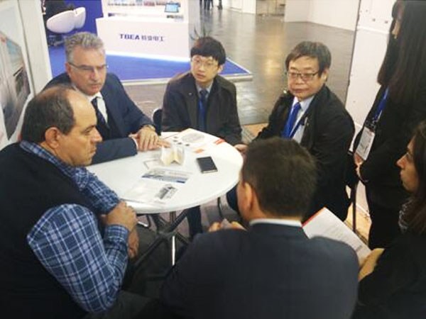 6501a651c2514132a72d9f96fb7eb195