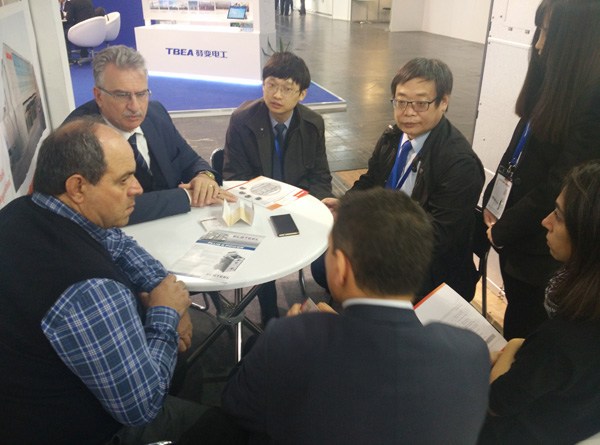 0af78b3fb0b74216b3c1addb54a5f5bf