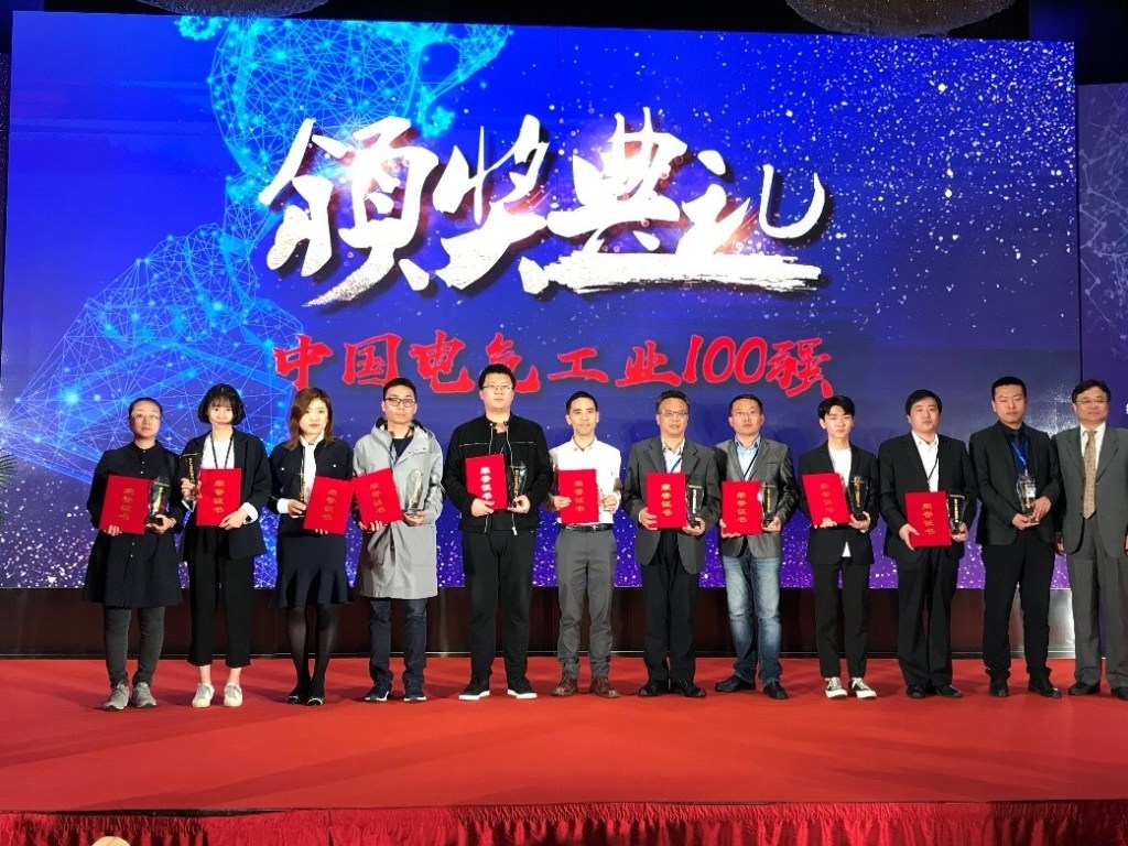 e1494182713d437f8a1452f1cc80920f